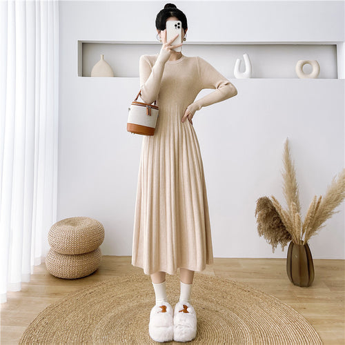 Maxi dress for women with a fine rib design and a narrow cut Lune London