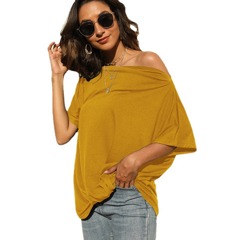 Off-shoulder t-shirt for women with a relaxed fit and trendy knot detail Lune London