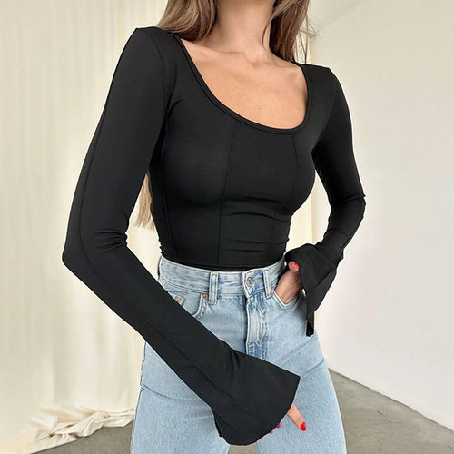 Cropped long sleeve blouse for women with elegant wing sleeves Lune London