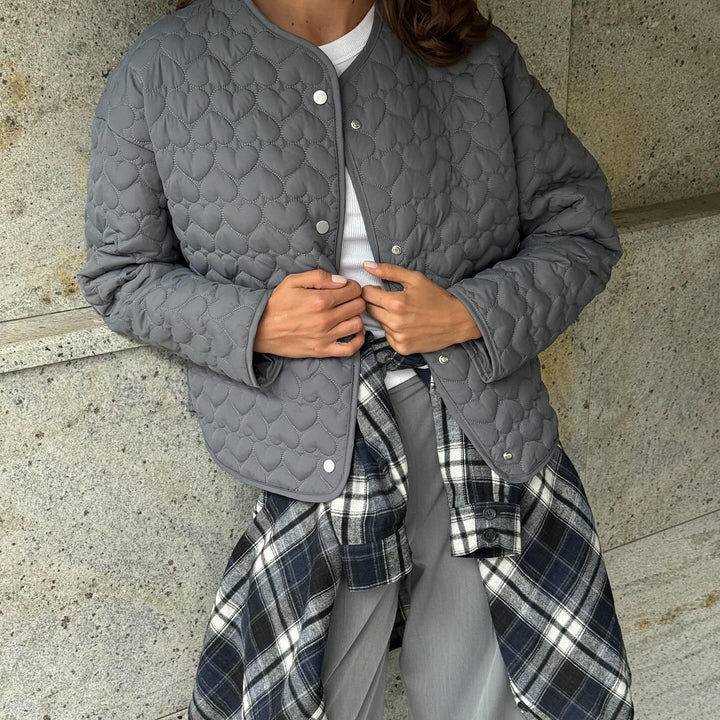 Quilted leisure jacket for women with button closure and modern details Lune London