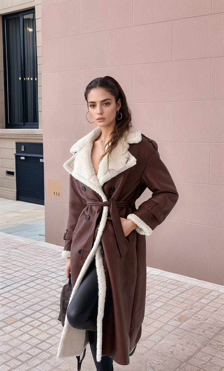 Ladies Oversized Warming Coat with Faux Fur Collar Lune London