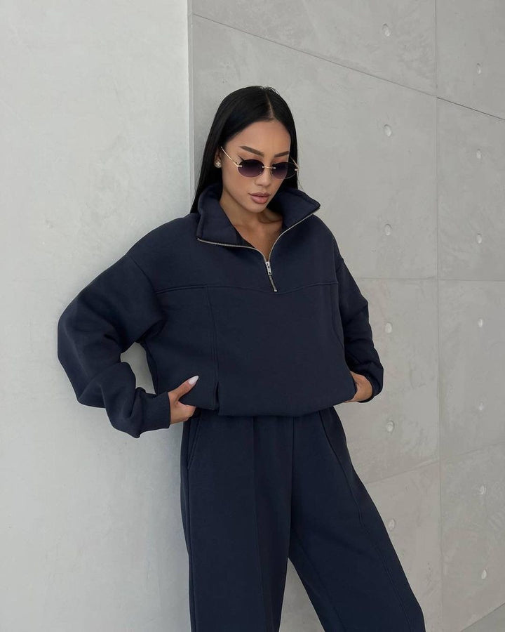 Sporty hooded jacket for women with high collar Lune London