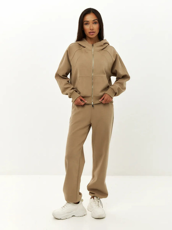 Ladies Sporty Hoodie and Jogging Set with Practical Pockets Lune London