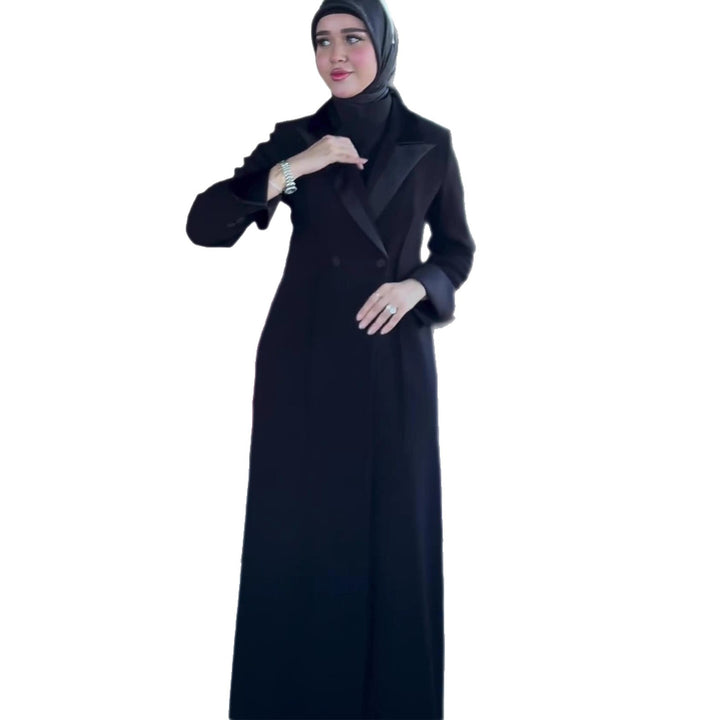 Ladies Elegant Evening Coat with Double-Breasted Buttons and Satin Accents Lune London