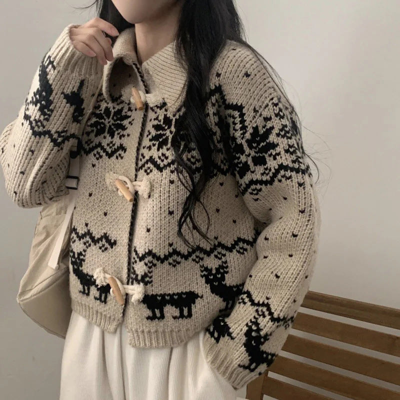 Cardigan pour femmes avec fermeture à bouton en bois et motif moderne Chic & Stil