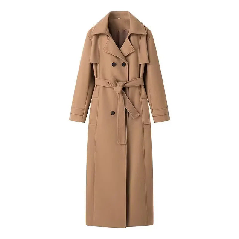 Elegant trench coat for women with shoulder pads and waist belt Lune London