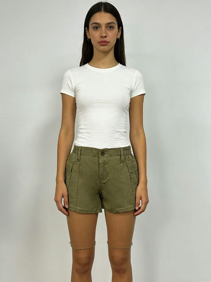 Women's cargo shorts with functional side pockets and elastic waistband Lune London