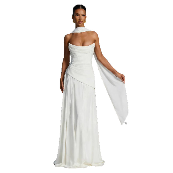 Elegant evening dress for women with a chic cascading neckline and a voluminous skirt Chic & Stil