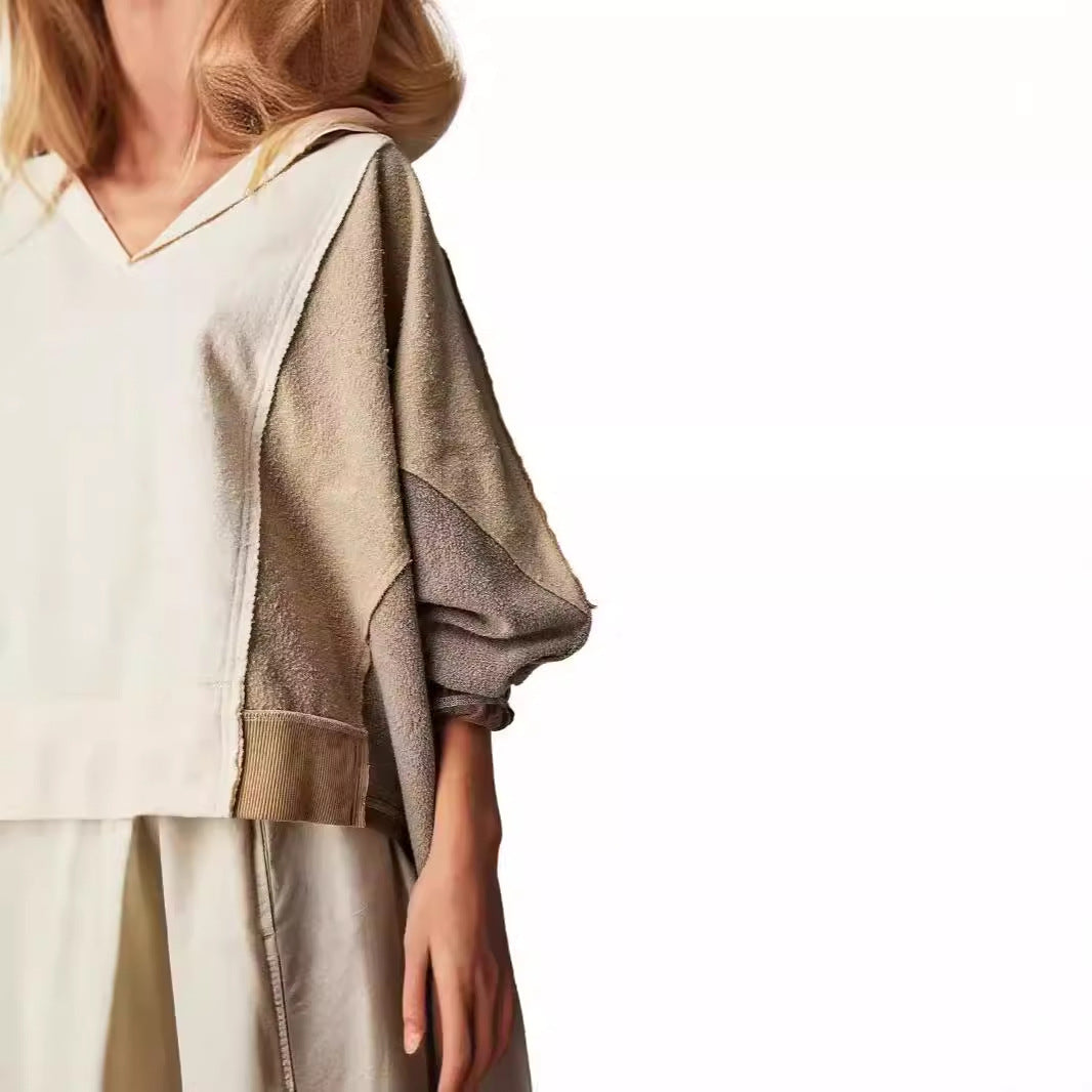 Oversized relaxed sweater for women with graphic design Lune London