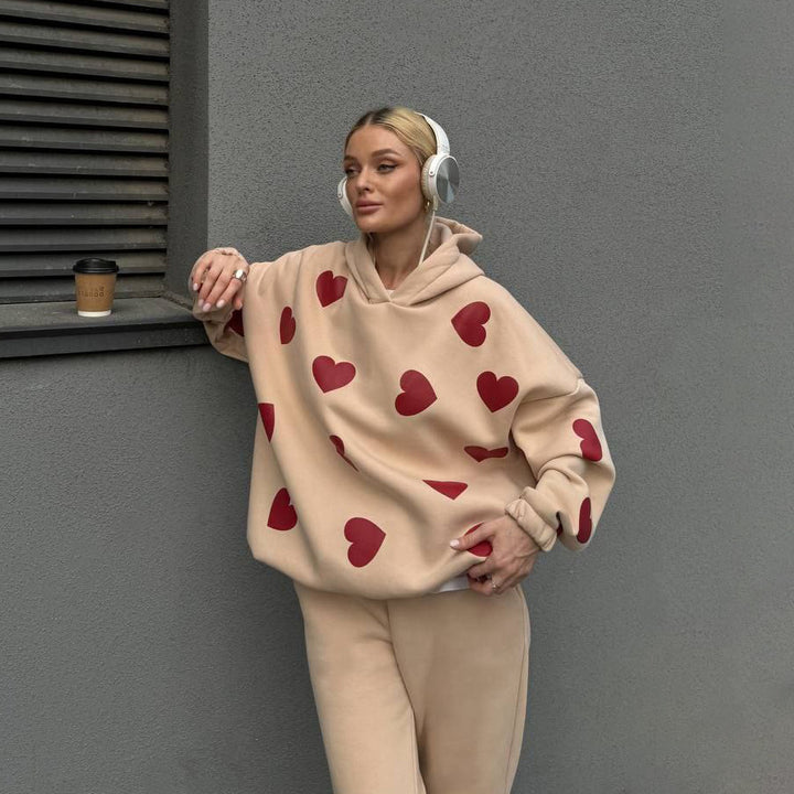 Hoodie for women with heart patterns and comfortable fit Lune London