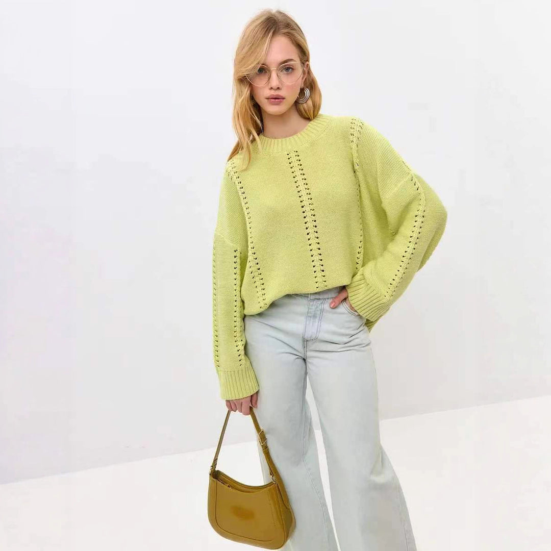 Pull en tricot pour femmes avec un design de trous raffiné et une coupe décontractée Lune London