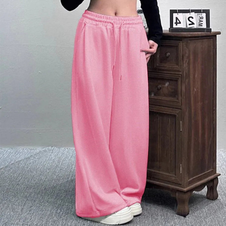 Wide women's jogger pants with elastic waistband Lune London