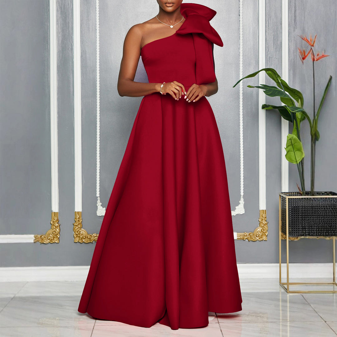 Maxi dress for women with asymmetric cut and elegant Lune London buckle