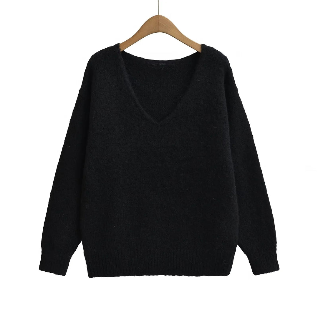 Oversized V-neck sweater for women in soft knit Lune London