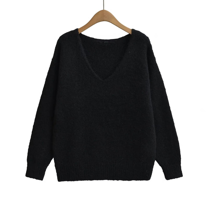 Oversized V-neck sweater for women in soft knit Lune London