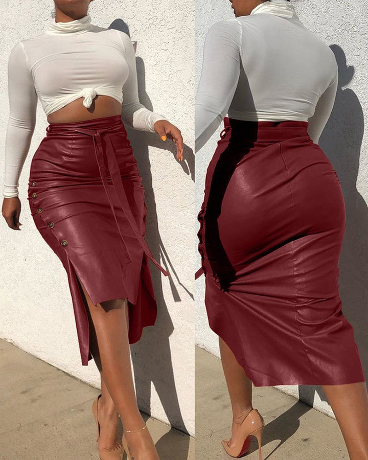 High-waisted midi skirt for women with button details Lune London