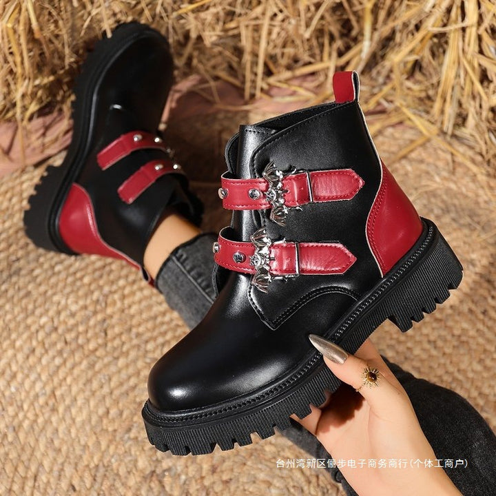 Ladies' boots with trendy buckles and robust profile Lune London