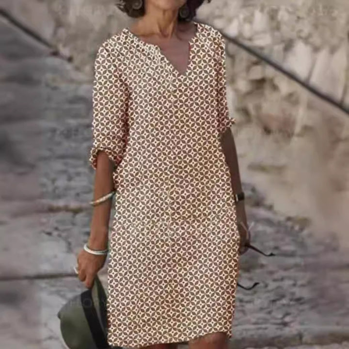 Casual midi dress for women with V-neck and practical buttons Lune London