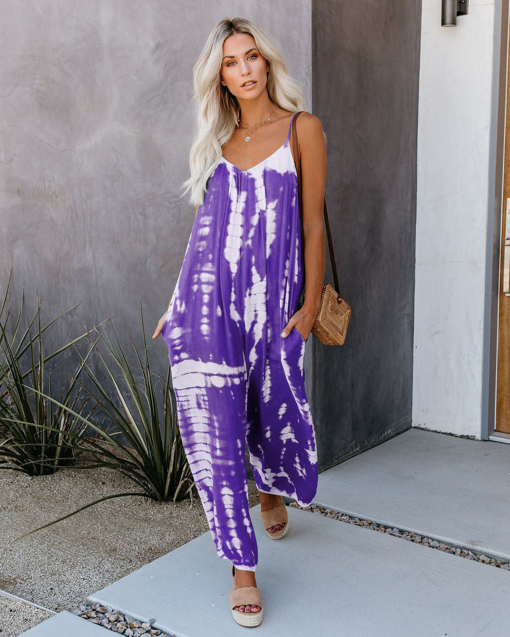 Ladies elegant jumpsuit with spaghetti straps and wide legs Lune London
