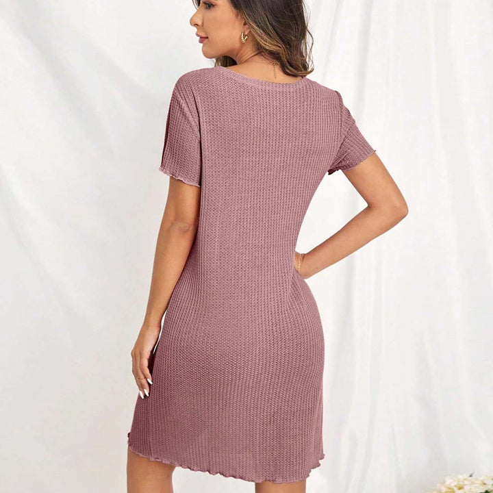 Robe mini en sweat pour femmes avec design à boutons et poches latérales insérées Chic & Stil