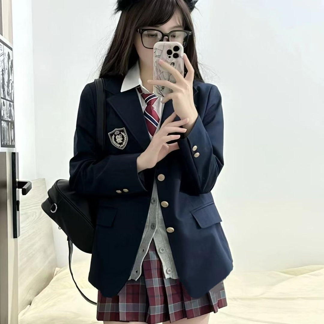 Blazer d'uniforme scolaire à la mode pour femmes Chic & Stil