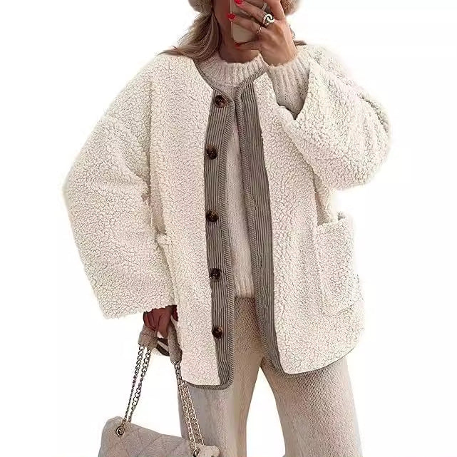 Ladies cozy teddy jacket with matching collar Lune London