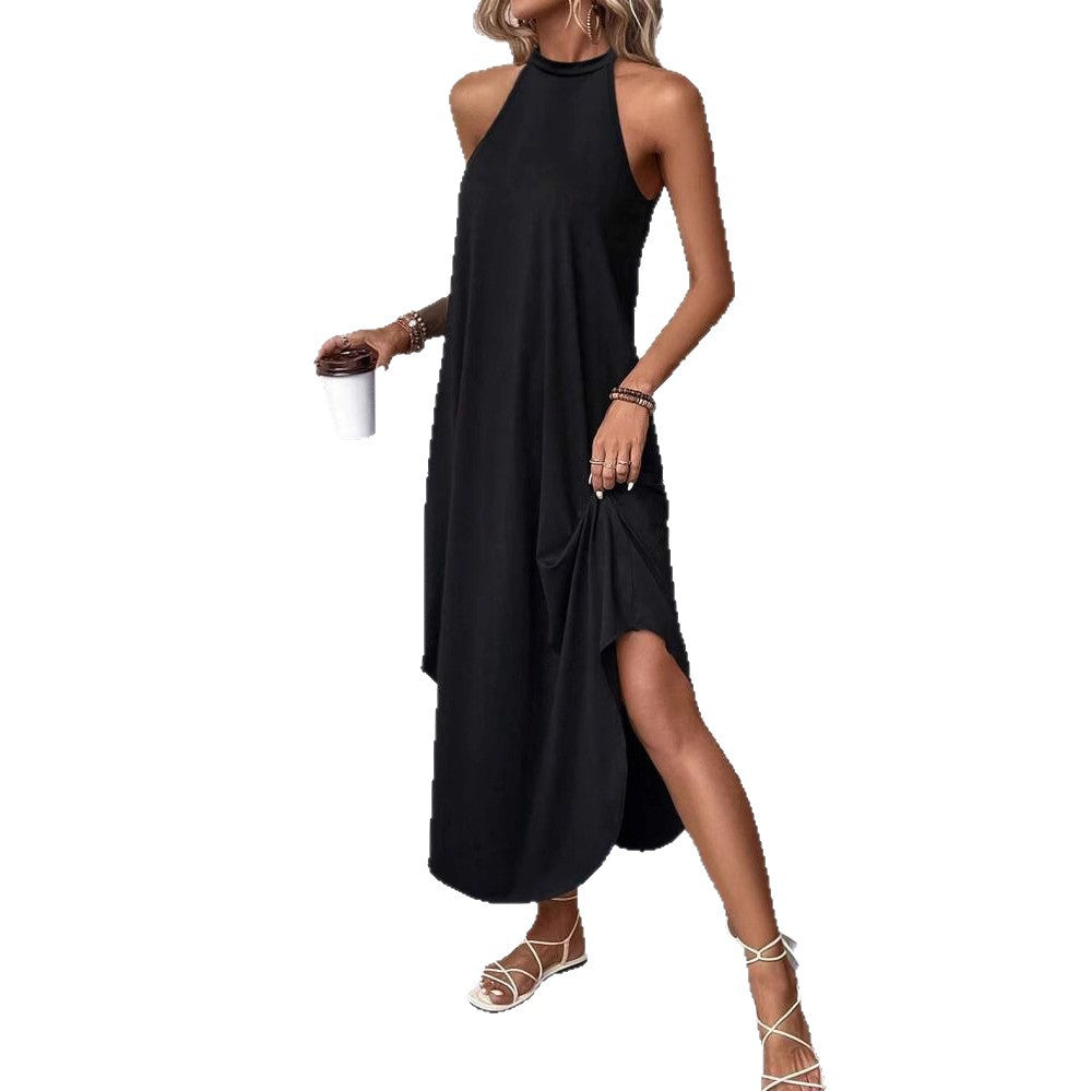 Casual summer maxi dress for women with an elegant backless design and practical pockets Lune London