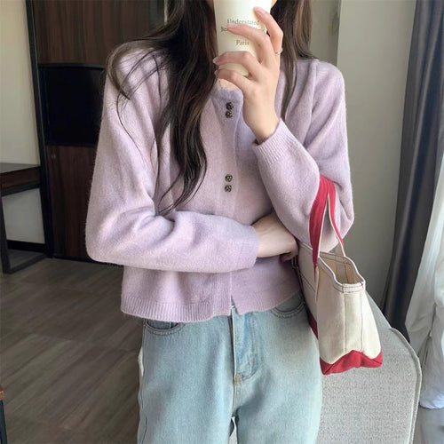 Cardigan confortable pour femmes avec fermeture à boutons Chic & Stil
