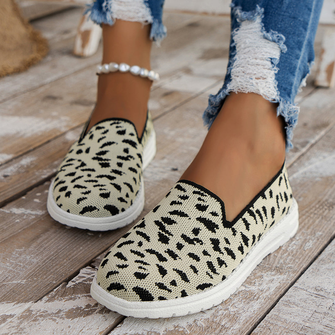 Women's Slip-On Comfortable Sneakers with Chic Leopard Print and Style