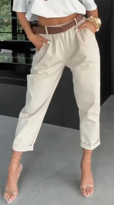 Pantalons chino modernes pour femmes avec taille élastique et jambes larges Chic & Stil