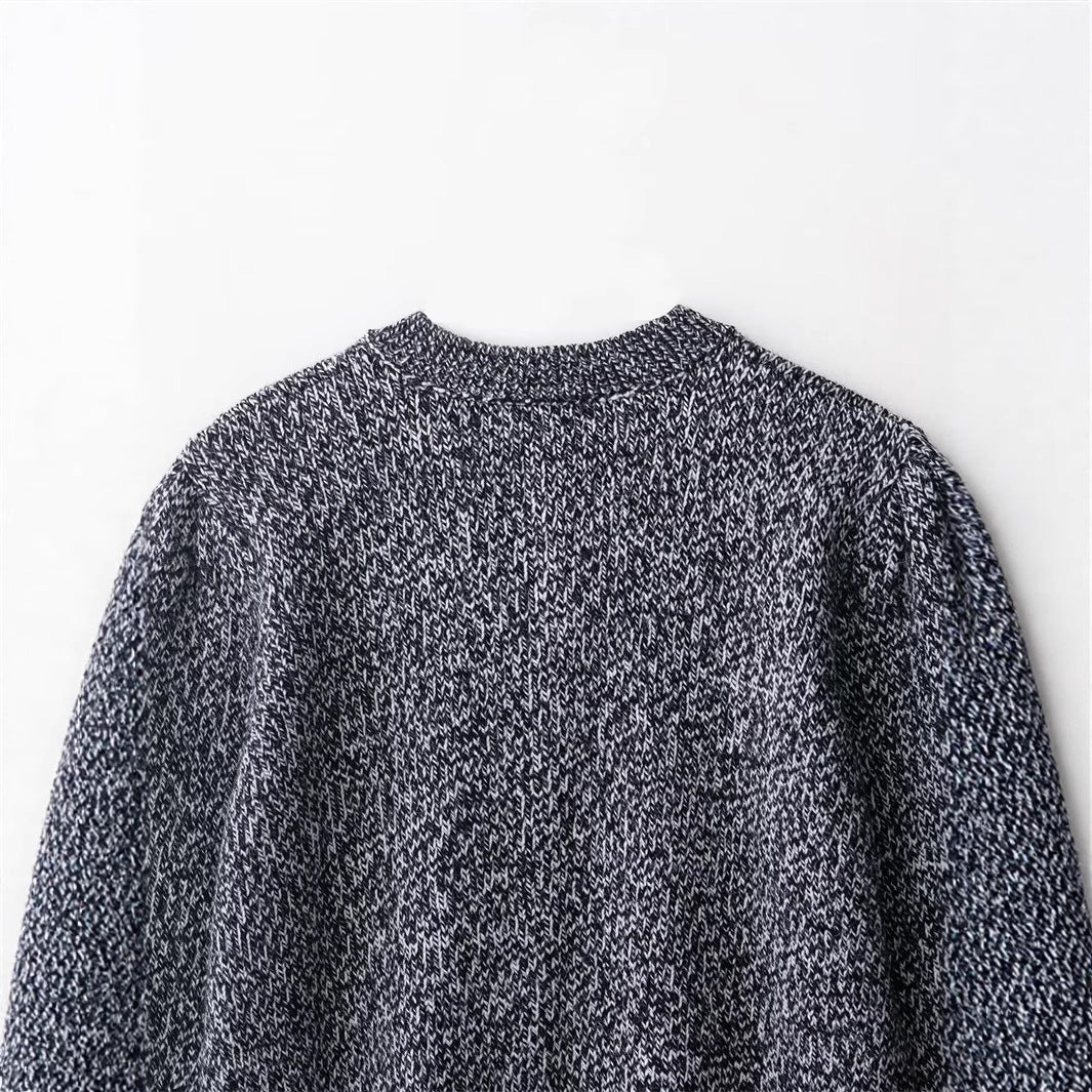 Lady cardigan with button closure and relaxed raglan sleeves Lune London
