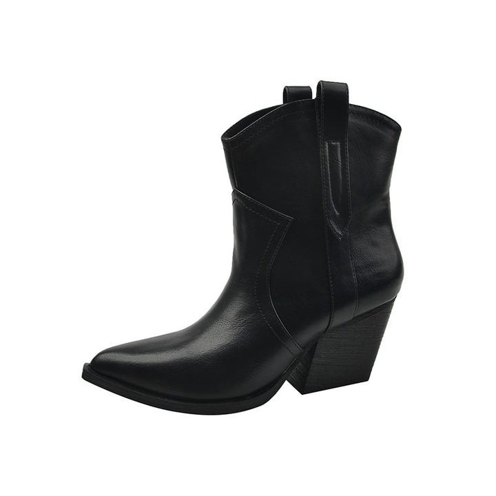 Fashion boots for women with an elegant look with a pointed toe Lune London