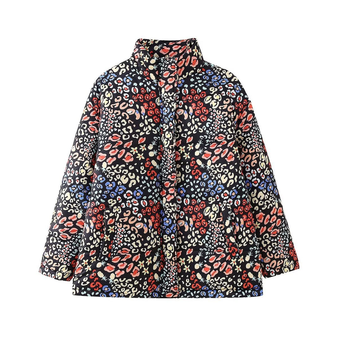 Trendy transitional jacket for women with a striking pattern, high collar and practical pockets Lune London