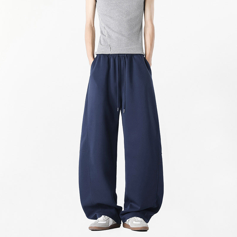 Casual wide pants for men with elastic waistband and practical side pockets Lune London