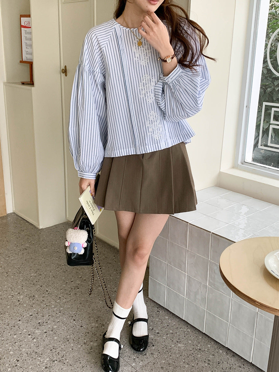 Women's Fashion Striped Top with Balloon Sleeves Chic & Stil