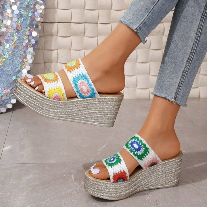 Women High-Quality Platform Sandals with Colorful Embroidered Design and Comfortable Insole Lune London