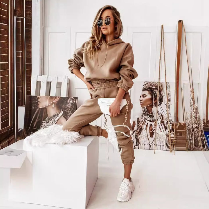 Casual Training Set for Women with Hood Lune London