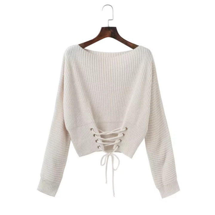 Casual knitted pullover for women with a deep V-neck and a decorative lace Lune London