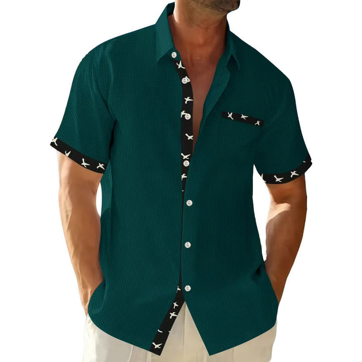 Short sleeve shirt for men with trendy collar and chest pocket Lune London