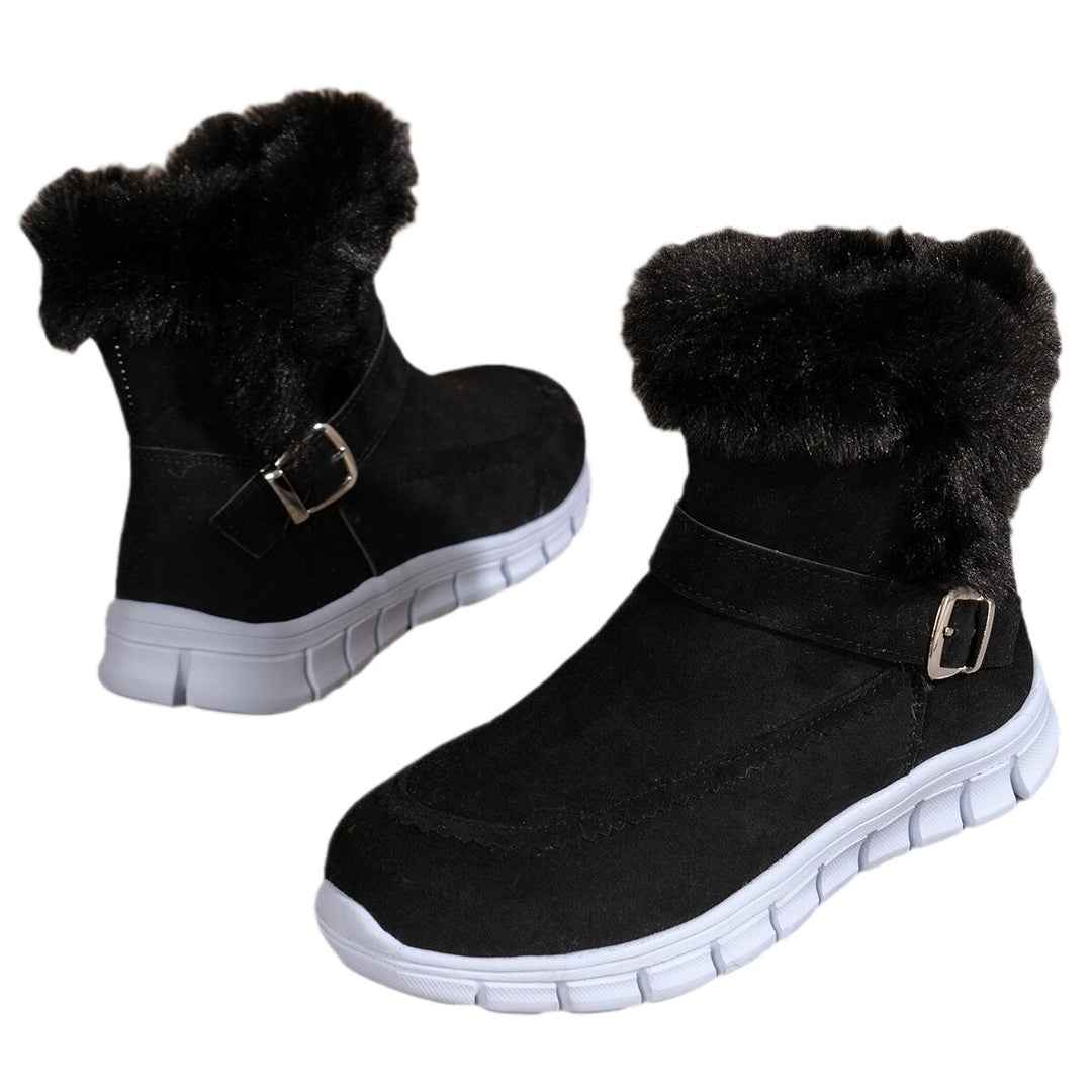 Women's winter boots with a cozy faux fur collar and a non-slip sole Lune London