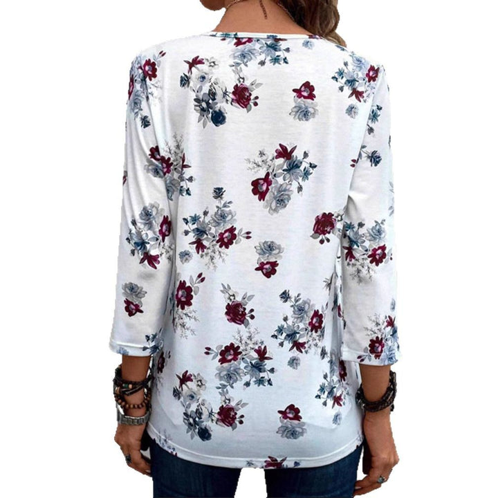 Blouse pour femmes avec imprimé floral et détails de boutons Chic & Stil