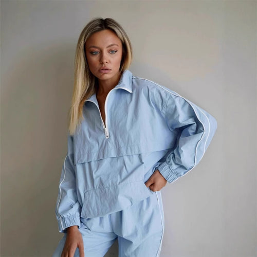 Ladies Windbreaker Sports Jacket with Zipper and Casual Fit Lune London