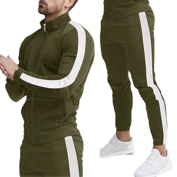 Men's sports suit with practical zip pockets and breathable material Lune London