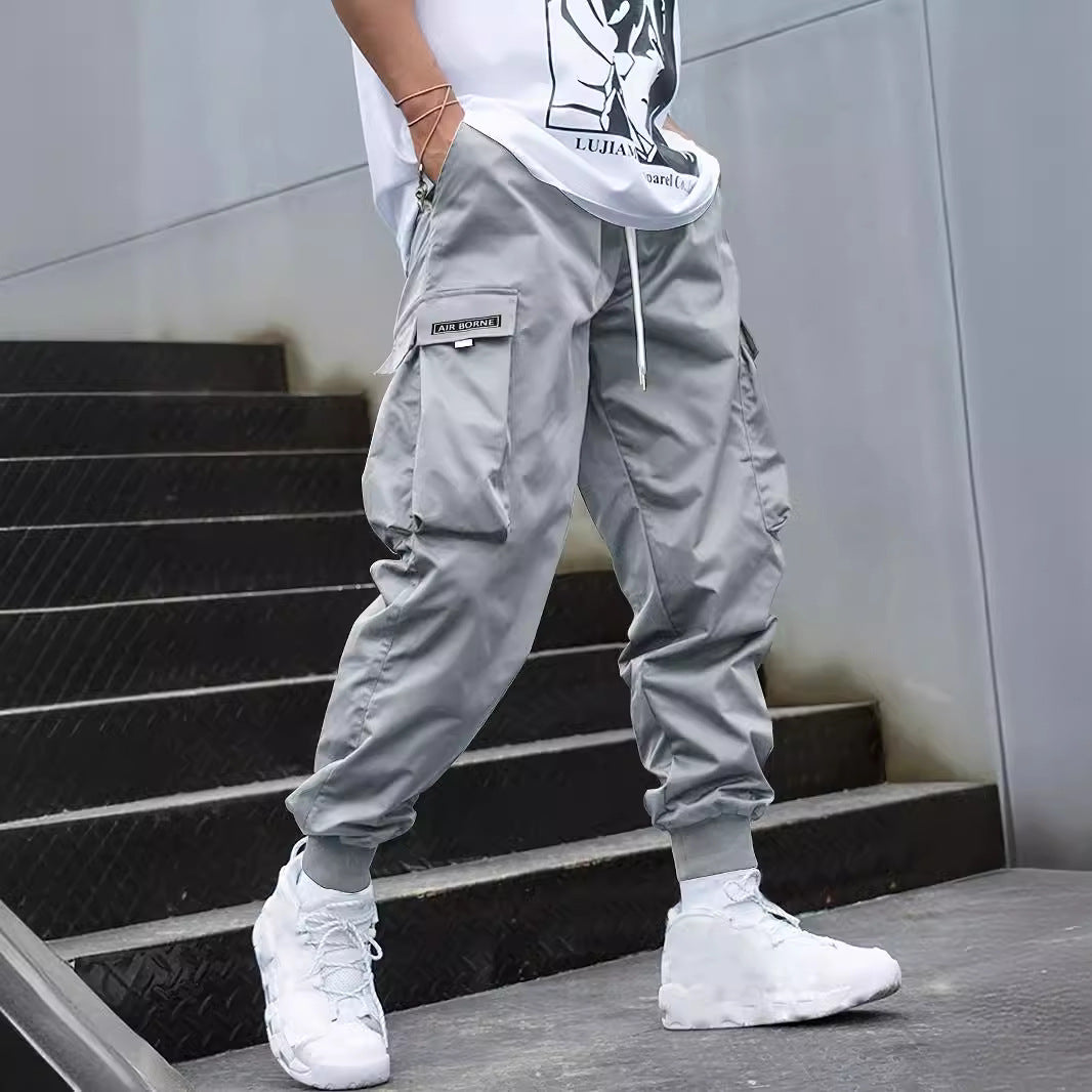 Cargo pants for men with side pockets and elastic waistband Lune London