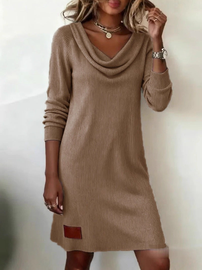 Robe tricot décontractée pour femmes avec décolleté en cascade Chic & Stil