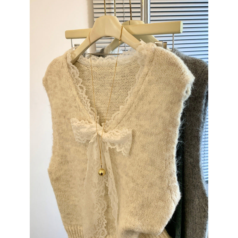 Gilet en tricot pour femmes avec un col en dentelle romantique et un détail de nœud décoratif