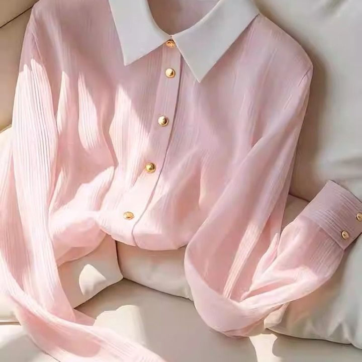 Blouse pour femmes avec tissu texturé et col contrastant Chic & Stil
