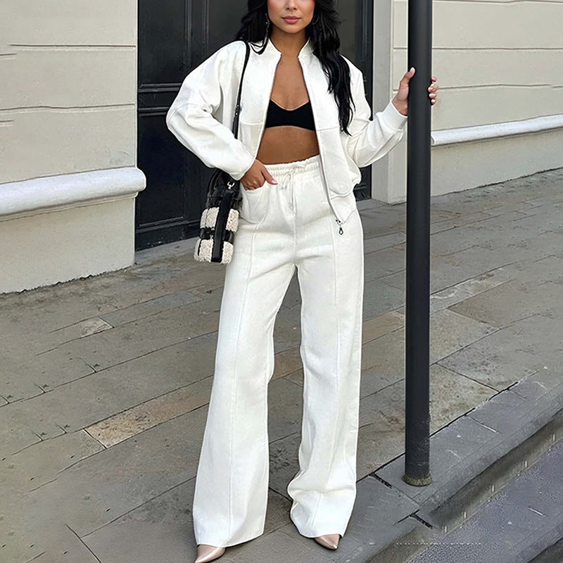 Ensemble sportif pour femmes avec fermeture éclair et jambes larges Chic & Stil