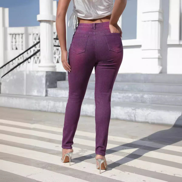 High-Waisted Slim-Fit Jeans for Women with Stylish Stitching Details Lune London