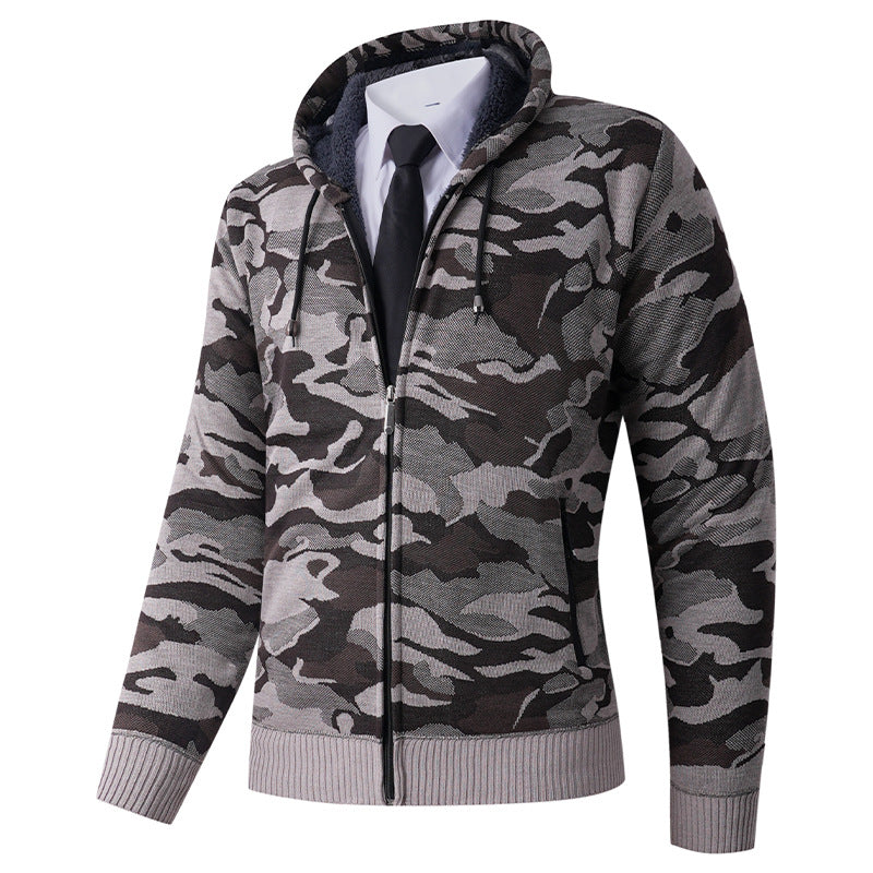Trendy hoodie for men with a stylish camouflage design Lune London